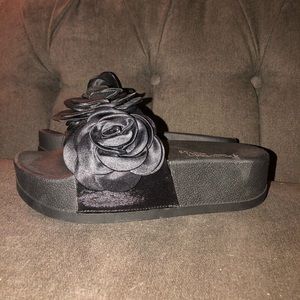 Jeffrey Campbell Free People platform slides